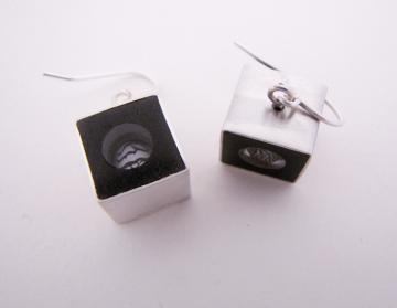 Earring Cubes : $119