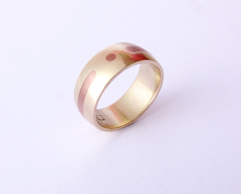 Wedding band ring - Gold with Shakudo metal